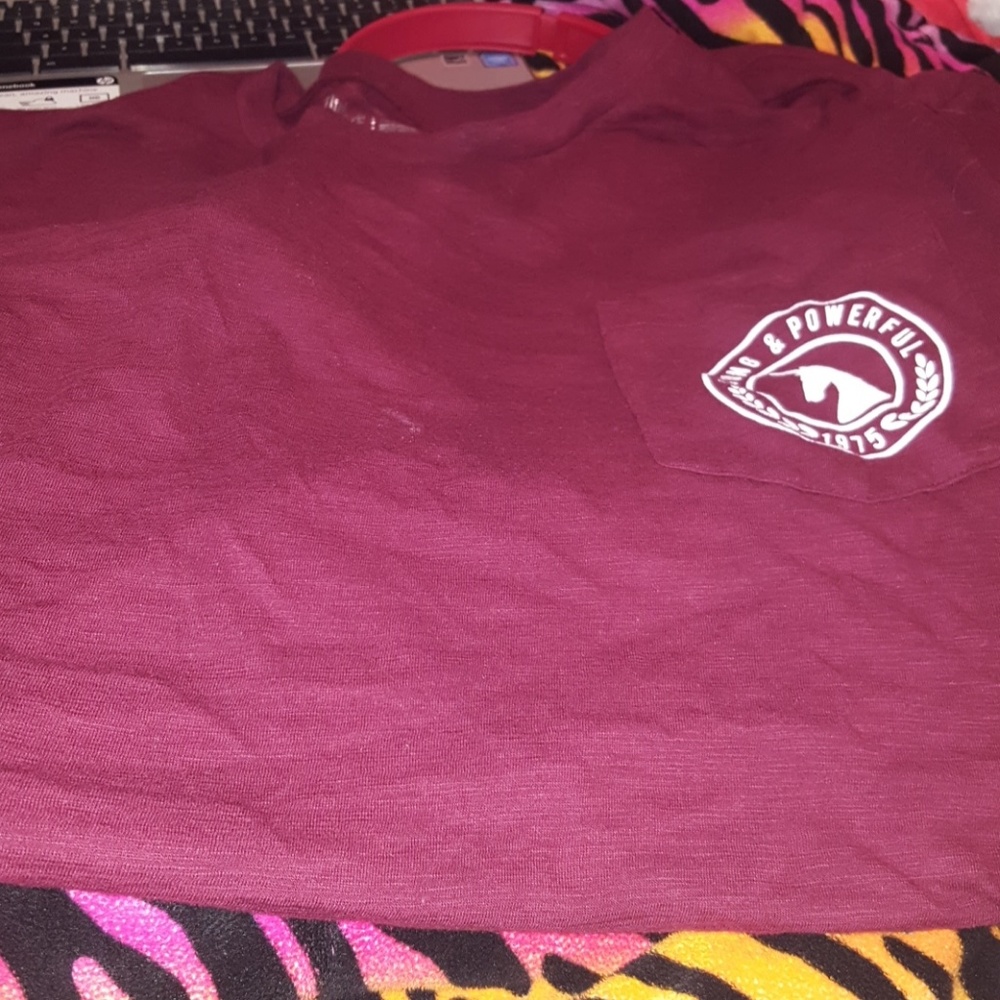 Women's tee shirt